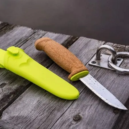Нож Morakniv Floating Knife (S) Lime, нержавеющая сталь, пробковая ручка, зеленый, 13686
